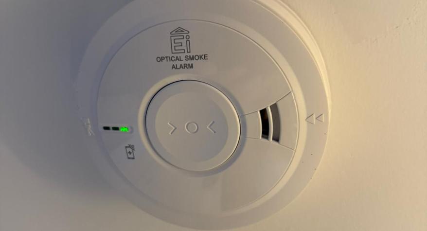Smoke detector installation and upgrade in Yaxley